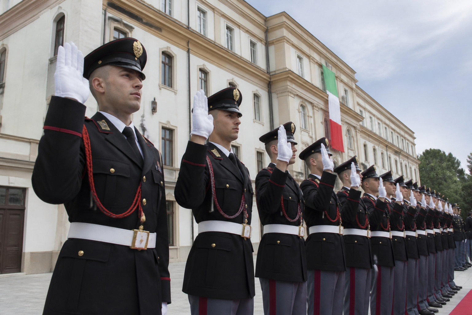 Roma, il giuramento del 102° corso allievi vigili del fuoco